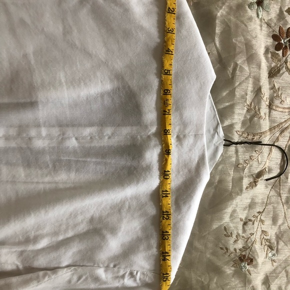 Alice and Olivia Blazer and Short Set - Picture 9 of 13